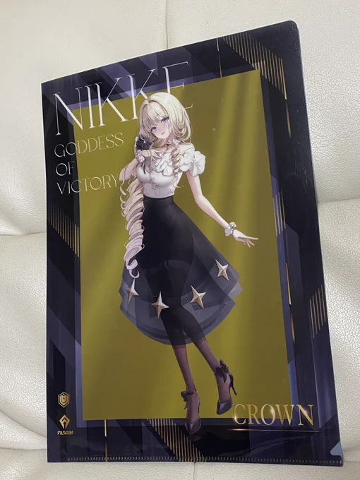 NIKKEローソンキャンペーンのクリアファイル。黒紅蓮とクラウンとドロシーを先日ゲット。裏も凝ってていいですね〜!この黒紅蓮マジでめっちゃくちゃ好きです!アクスタ注文しようかな。#NIKKE