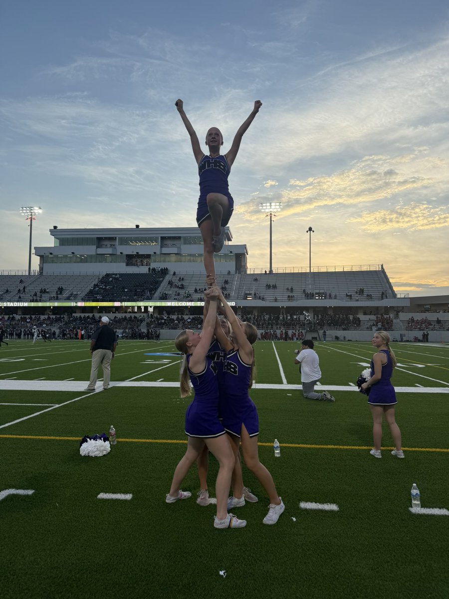 Willis HS Cheer tweet media