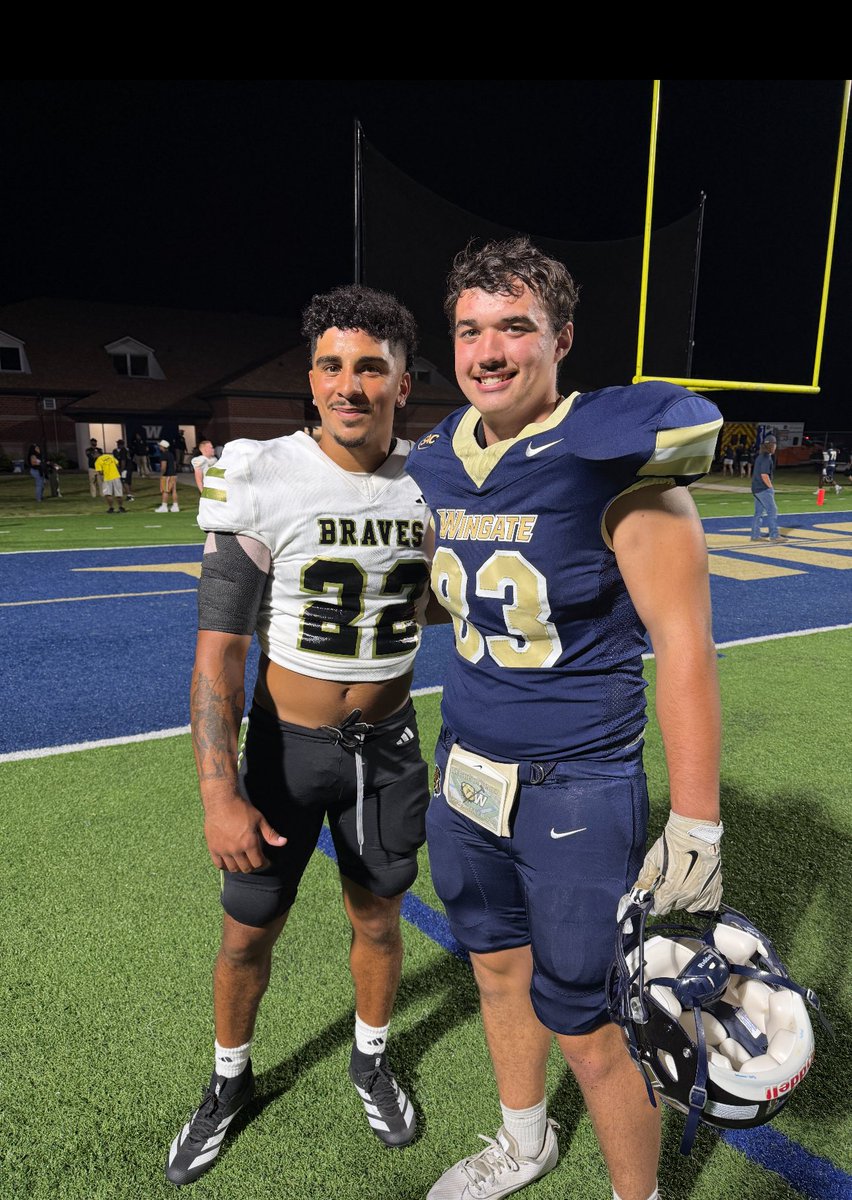 <a href="/BeansHunt/">Beans Hunt</a> 🤝<a href="/EvanWaldhauer/">Evan Waldhauer</a> Proud of these two Yellow Jackets!