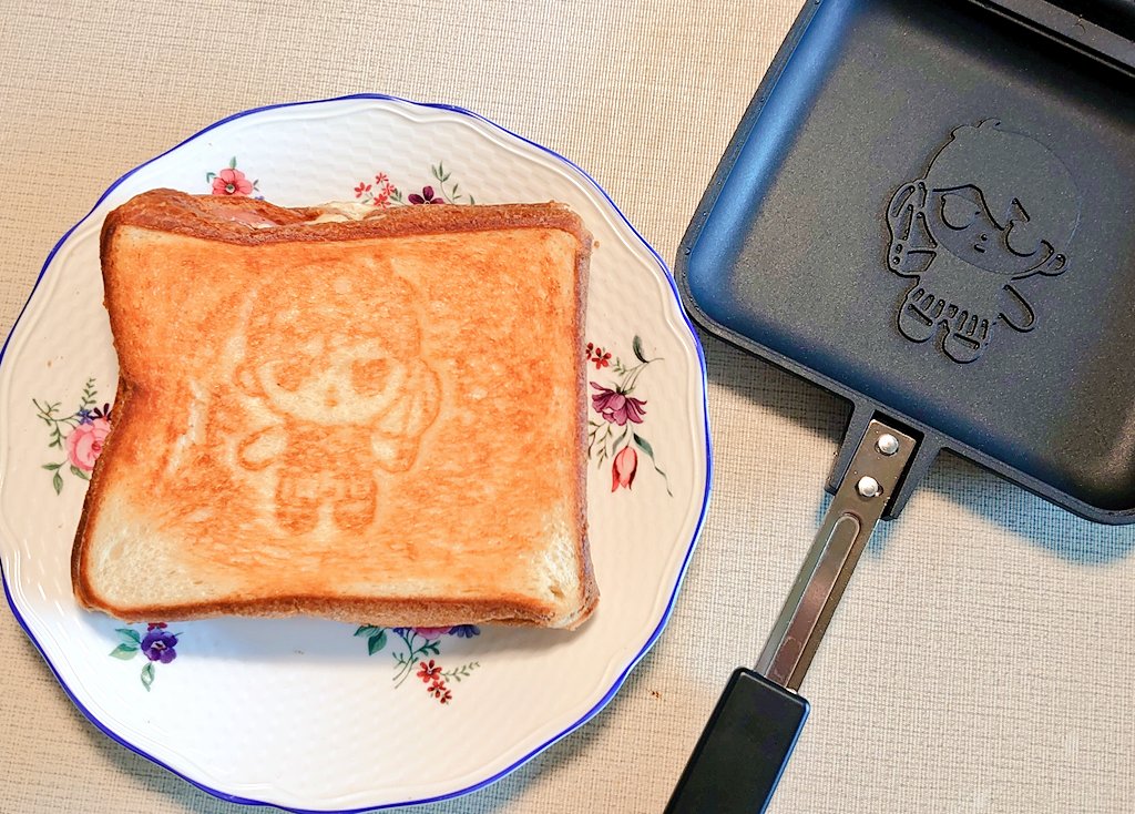 みりあん☺︎⑩ ﾌｧ---wwwなんだこれ可愛いぞ OMORI became toast──