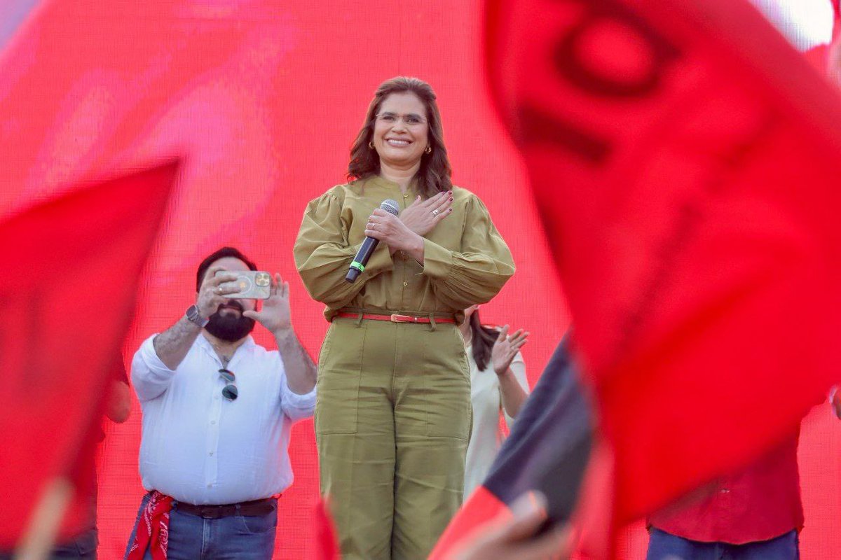 Hoy sentimos la fuerza del calor y el cariño del pueblo hondureño, en la capital industrial del país. 🏭💪🏻