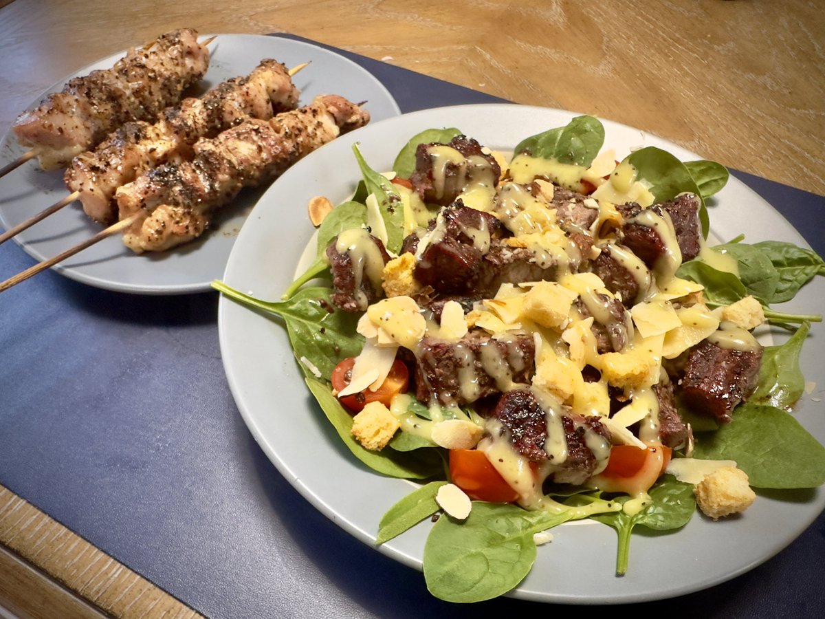 今日もファイヤー🔥からの
炭火焼き牛肉ディージョンハニーマスタードサラダ