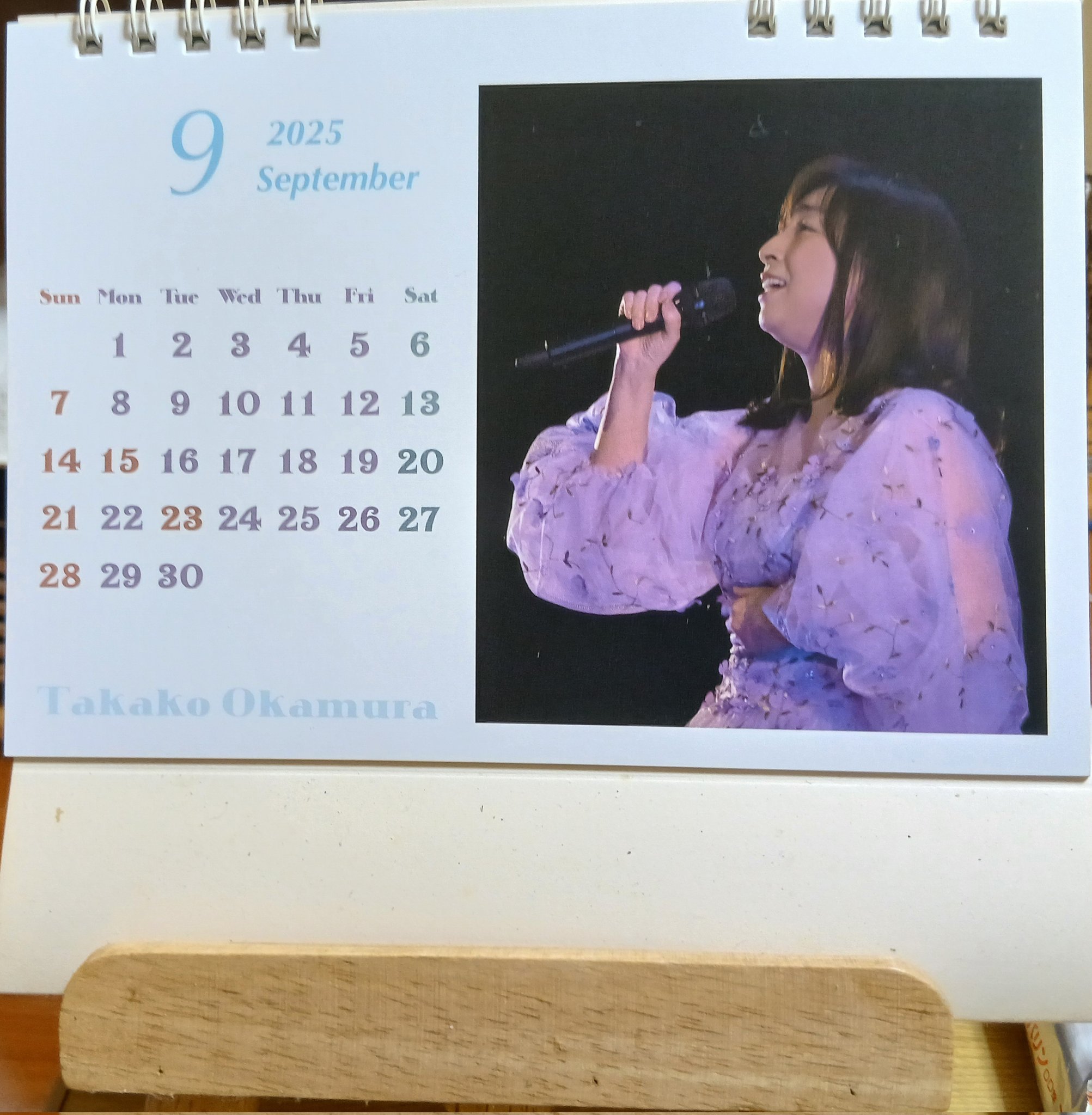 岡村孝子 2011 Calendar　卓上カレンダー 岡村孝子 2011 Calendar 卓上カレンダー - メルカリ