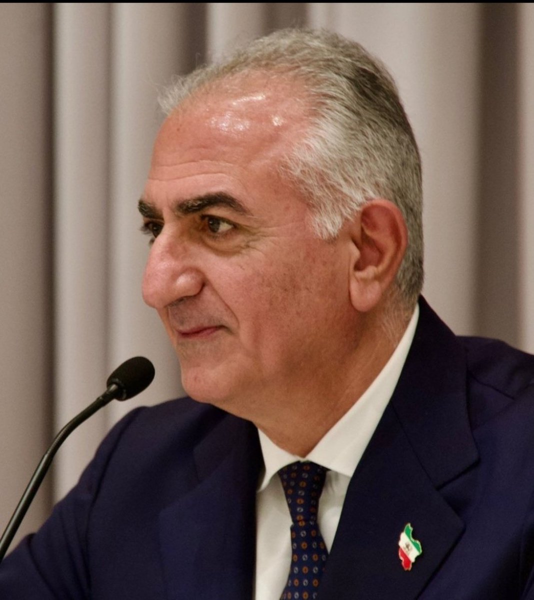 اندر دل من ، درون و بیرون همه اوست💙
#جاویدشاه