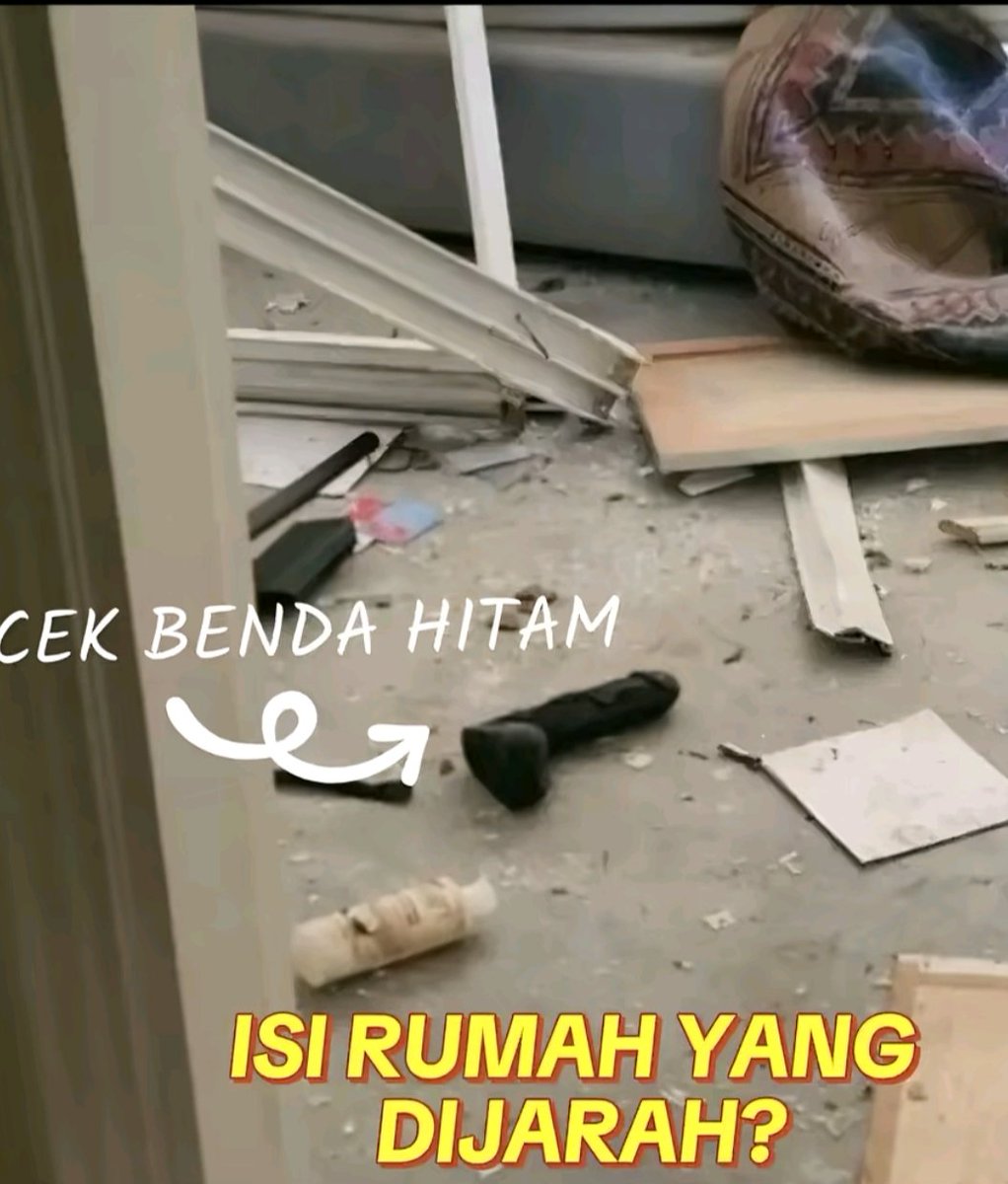 <a href="/sharpandshark/">Yuk Berisik</a> Gak ikut terjarah?
Masih menjadi misteri, kenapa barang ini ada disana, untuk apa?