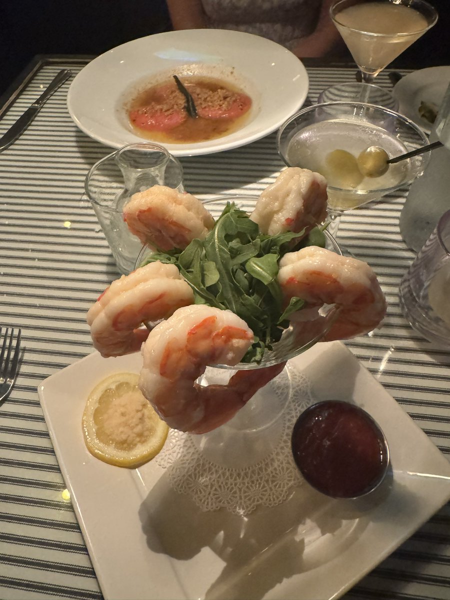 lemoncarcass's tweet photo. that IS my fucking plate you bitch https://t.co/y1bKiskt6C