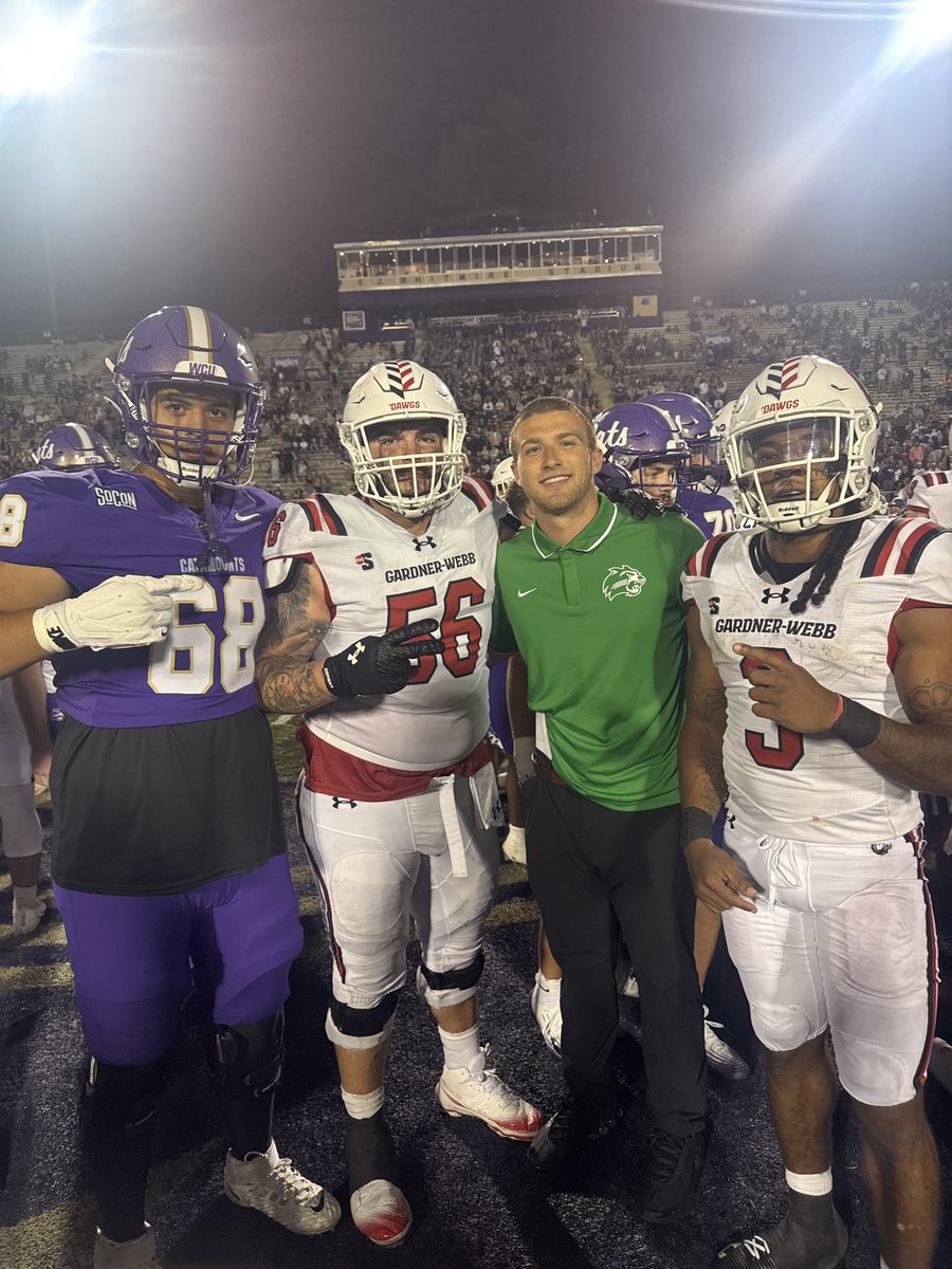 Brian Hales tweet media