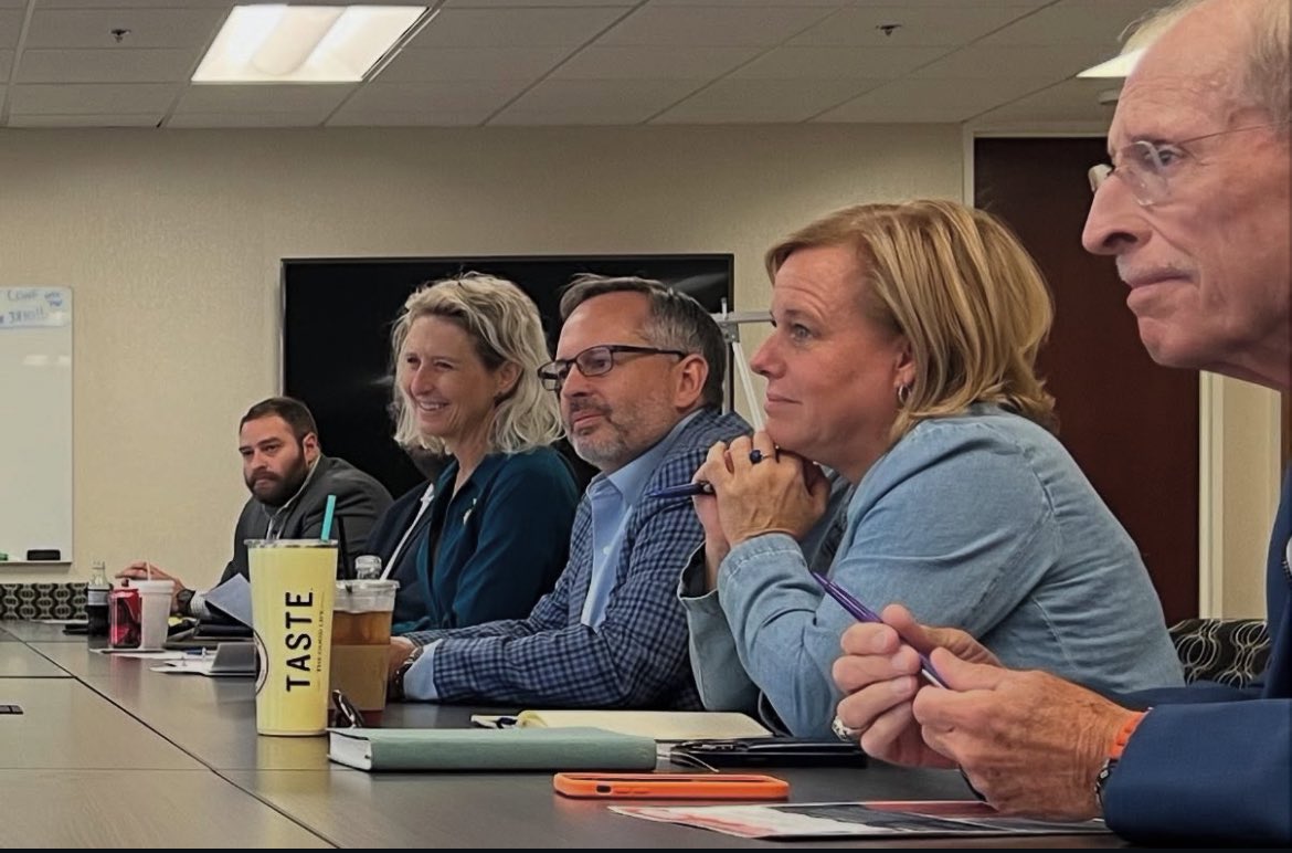 CCE_VA's tweet image. We had a great discussion this past Friday with @RepJenKiggans @Virginia_Energy @DominionEnergy.  Thank you @RepJenKiggans  for commitment to an all the above approach to energy that includes streamlining our permitting process and national security @ConsEnergyNet  @virginia_osw