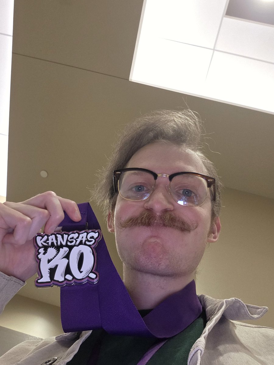 7th at Kansas KO, team killed by Zee. I got knocked into losers way too early but I'm happy I stayed in top 8 another year.

I'll make a better comeback eventually. Gotta stop taking spontaneous breaks and keep up with the meta

GG's Kimberly x3