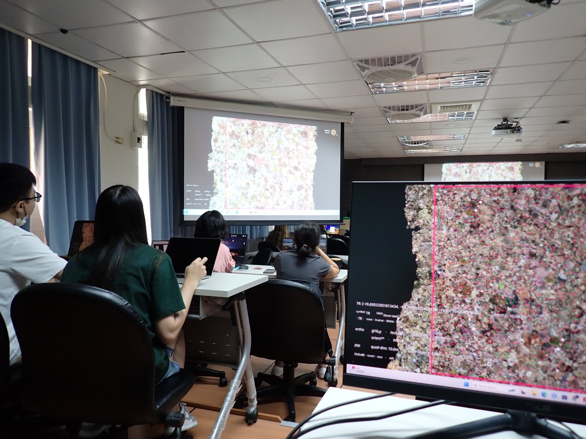 Just wrapped up another photogrammetry workshop at National Sun Yat-sen University. Special thanks to the awesome teaching team from the <a href="/StuartSandin/">Stuart Sandin</a> Marine Community Ecology Lab at UCSD/Scripps for sharing their expertise. We're excited to apply what we've learned in Taiwan!