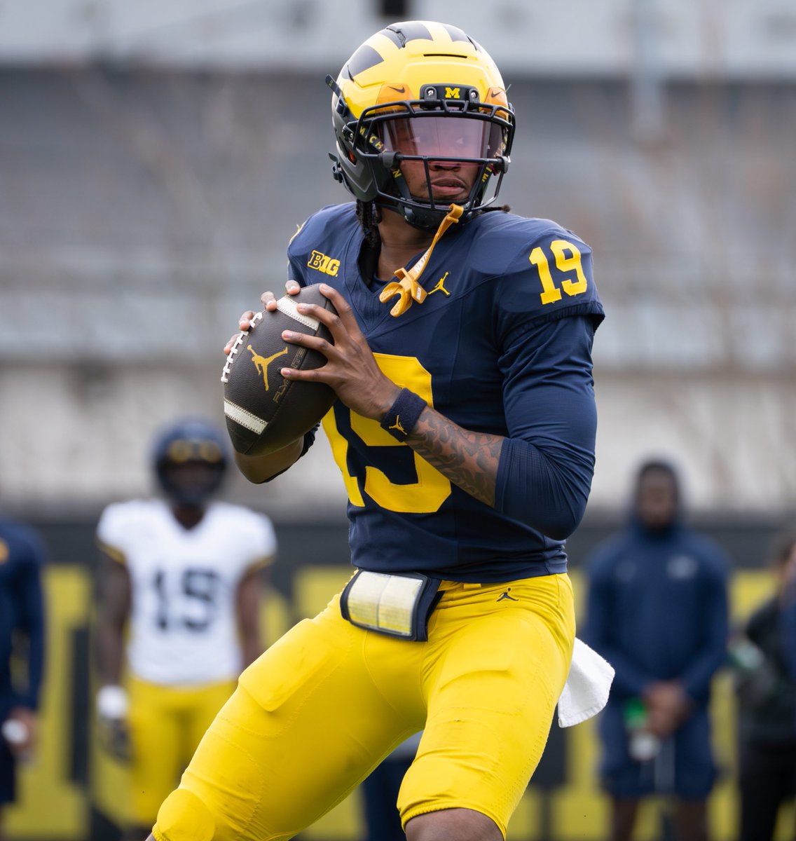 𝔗𝔥𝔢 𝔇𝔢𝔱𝔯𝔬𝔦𝔱 𝔗𝔦𝔪𝔢𝔰 📰 tweet media