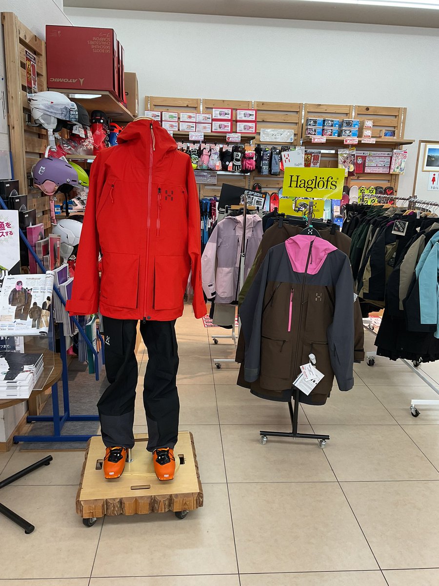 こんにちは石井スポーツ松本店です。
カスタムフェア早期予約は本日まで‼️
最初のブーツ、板、ウェアなど早期予約価格での受付は本日までとなります😆
まだ間に合いますので、ご検討いただいていた方はぜひ石井スポーツ松本店へお越しくださいませ‼️