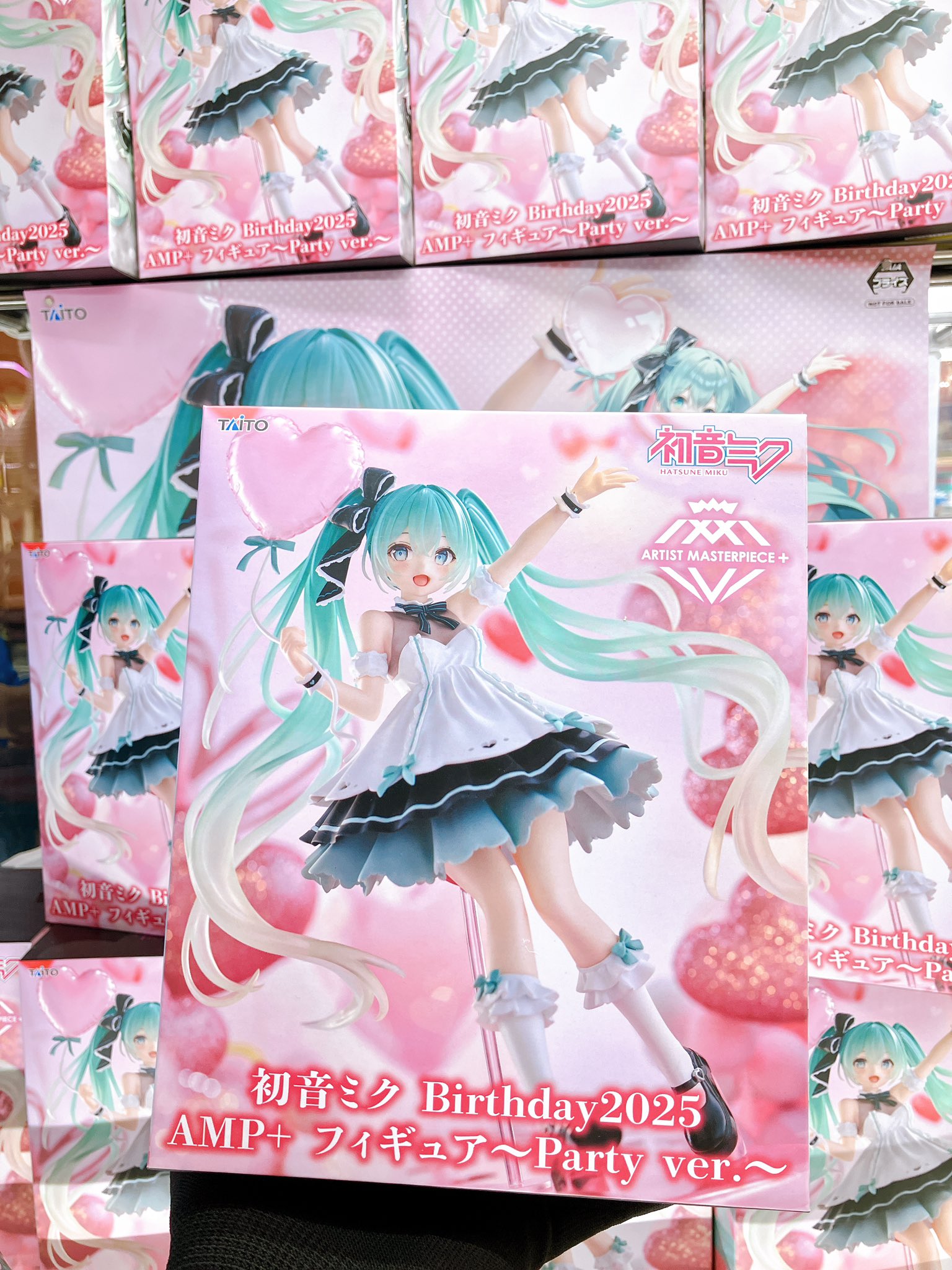 初音ミク Birthday2025 ～Party ver.～タイクレ限定　10個 初音ミク】Birthday2025 AMP+ Party ver.レビュー！評判や価格は