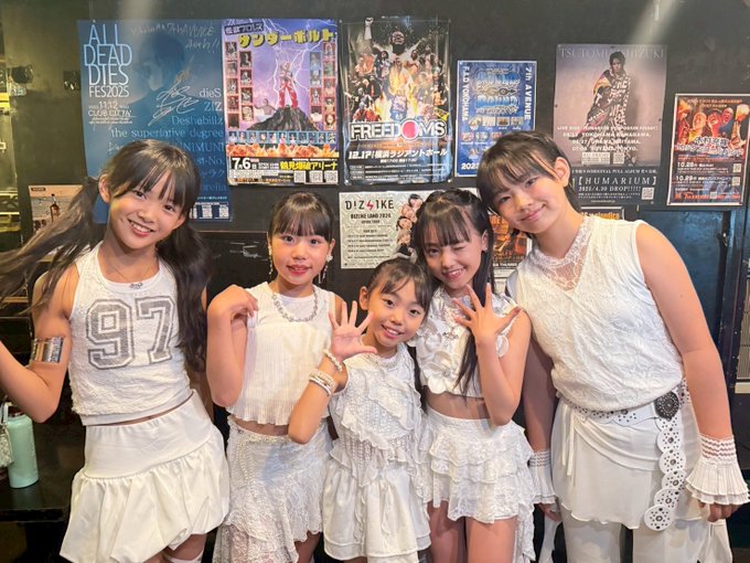 Twitterのコスプレ画像54