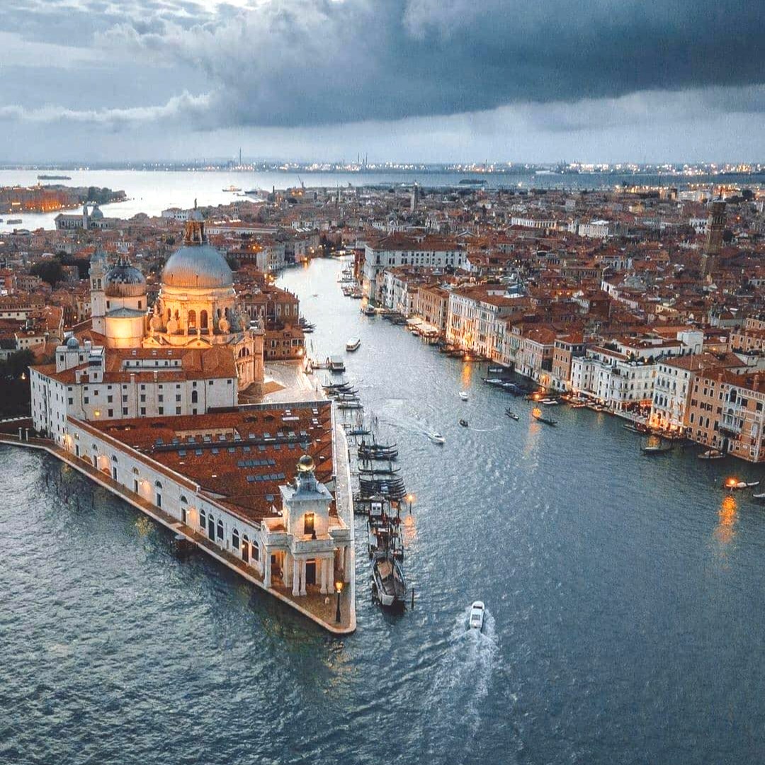 duncan_dev43838's tweet image. Venice, Italy