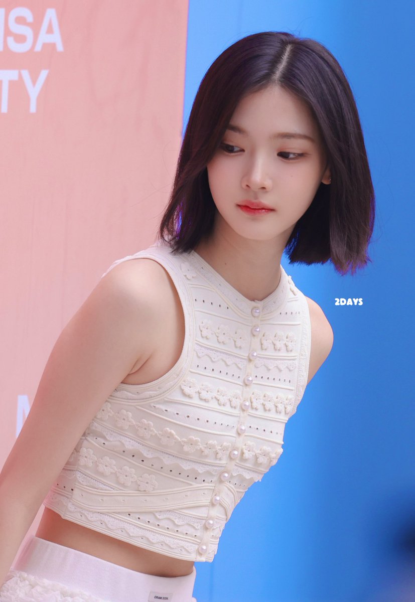 jiwoo pics tweet media