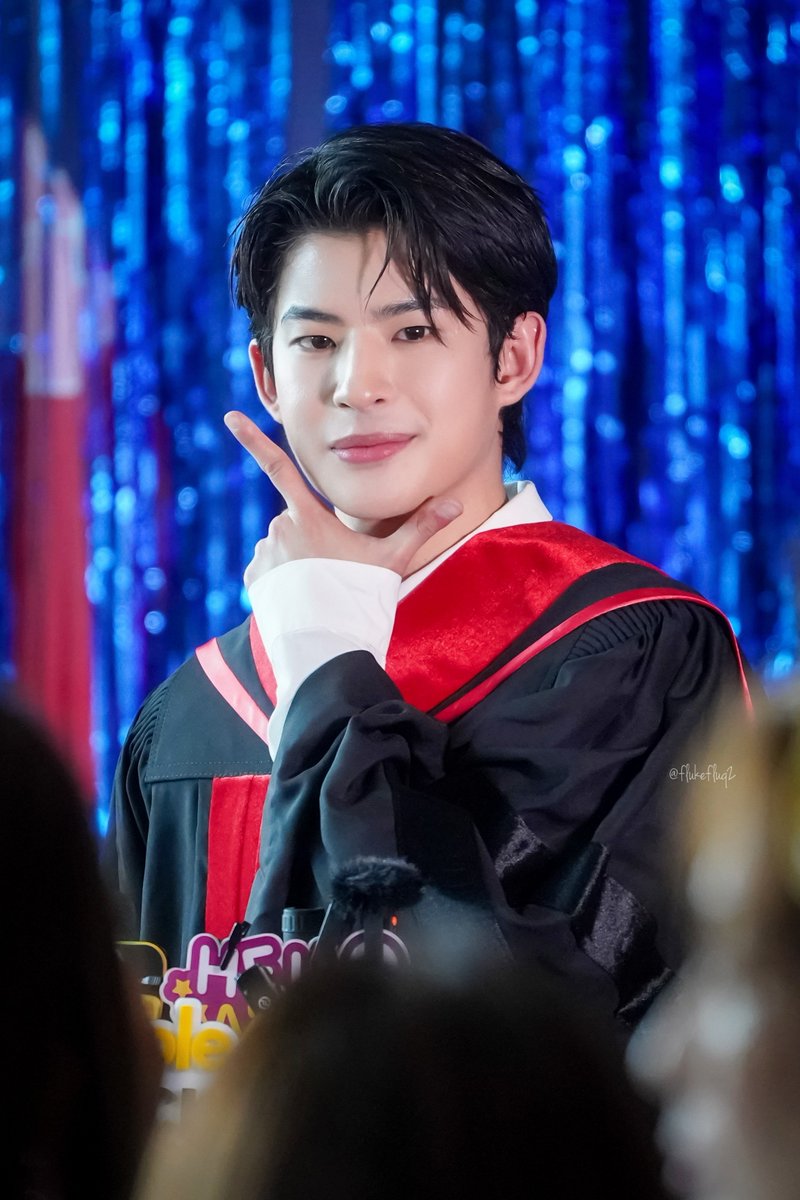 『 𝒇𝒇. 𝔩𝔞 𝔤𝔞𝔩𝔢𝔯𝔦𝔞 』 (@ff_thegallery) on Twitter photo 250831 Mark Pakin - #ปอโทจ๋ามาร์คมาแล้วจ้า
MARK PAKIN MASTER DEGREE
#mmarkpkk <a href="/mmarkpkk/">ภาคินผู้ชายปอนปอน</a> 250831 Mark Pakin - #ปอโทจ๋ามาร์คมาแล้วจ้า
MARK PAKIN MASTER DEGREE
#mmarkpkk <a href="/mmarkpkk/">ภาคินผู้ชายปอนปอน</a>