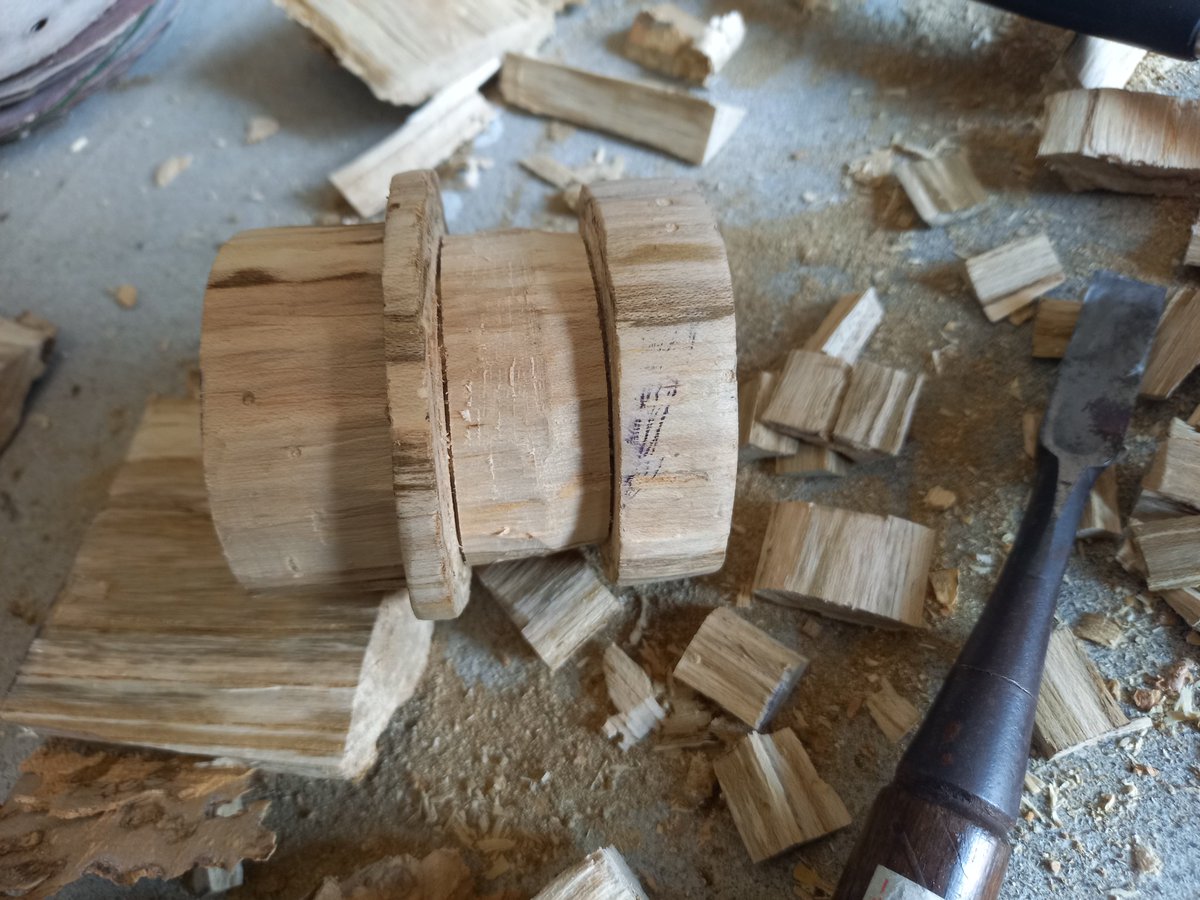 こんなの旋盤ってのがあればアッ！ちゅ～間にできるんでしょうね😭👍

#DIY