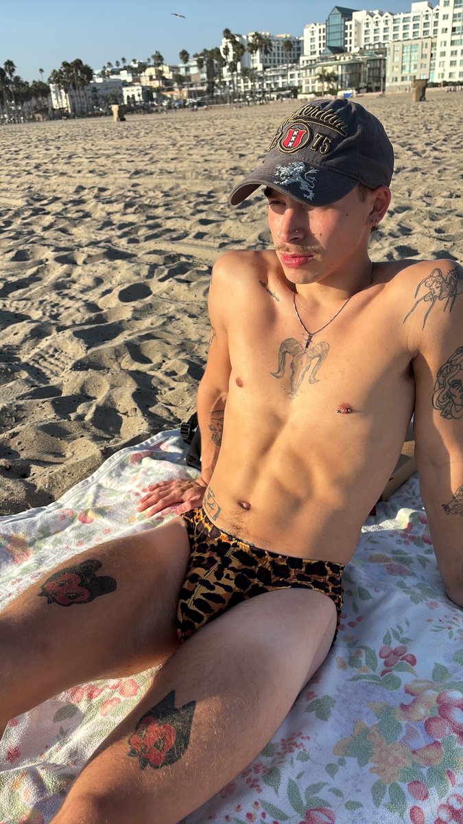 макс tweet media