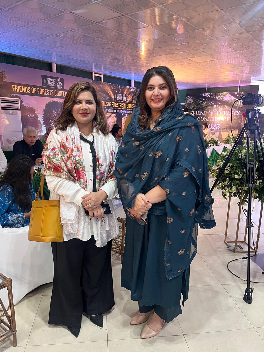NadiaShafiq17's tweet photo. The 'Friends of Forest' Conference by Forest Department Punjab 🇵🇰🌳
30.8.25
.
#FRIENDSOFFORESTS #forestryconference2025 #GreenFuture #forest #fwfpunjab #GovtOfPunjab https://t.co/QVuJAkHFxJ