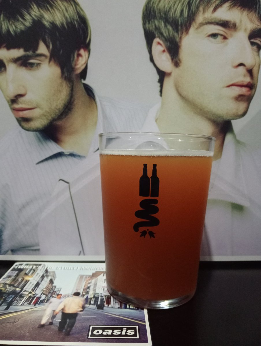 Más del #CebadaYVinyl con In The Ways Of... de <a href="/toolbeer/">To Øl</a> una WC IPA amarga y resinosa con 8.2%

(What's The Story)... de <a href="/oasis/">Oasis</a> 1995

#Frigus #beer #cerveza #craftbeer #beerme #beertime #beerlover #BrothelHB #vinylrecords #vinylcollector #drinkbeer #birra #bier #artesanal