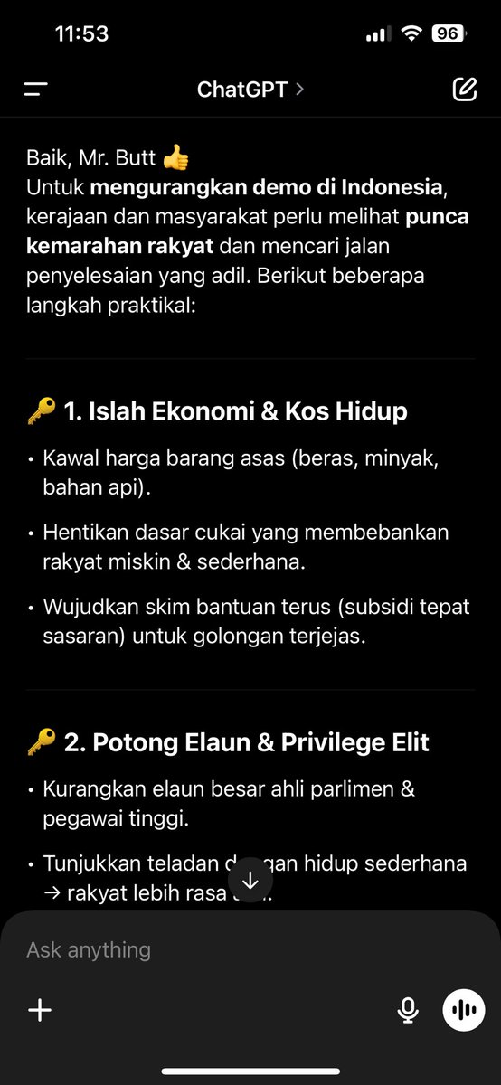 Badrum_bh's tweet photo. “ChatGPT pun tahu cara untuk mengurangkan demo di Indonesia, tetapi sayangnya DPR di sana tidak nampak. Mereka terlalu ego. Sebenarnya semua itu boleh dibuat, cuma manusianya sahaja yang susah untuk berfikir. Kalau DPR susah mahu fikir, guna ChatGPT pun sudah cukup’’ https://t.co/8e6dU0DlQP