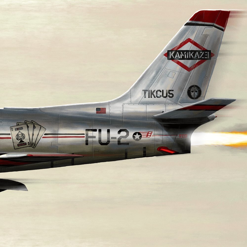 7 years ago today, Eminem dropped ‘Kamikaze’ 💿🛩️
