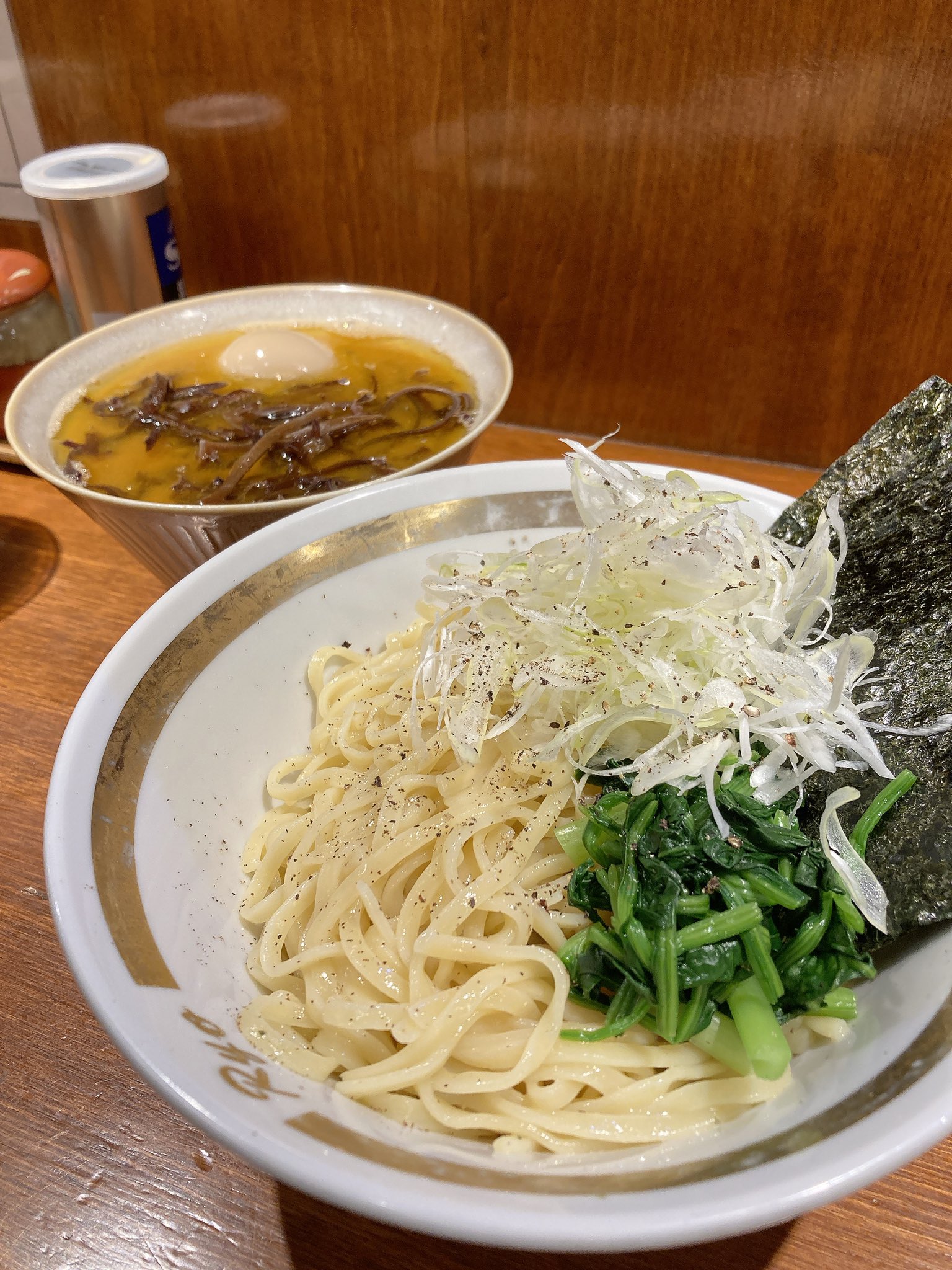 荻窪　家系　龍　開店記念&1周年記念　シール　永久一品無料　100枚限定 ーーー 📍麺家 龍（荻窪） 🍜ラーメン（並） ¥950 【沁みる