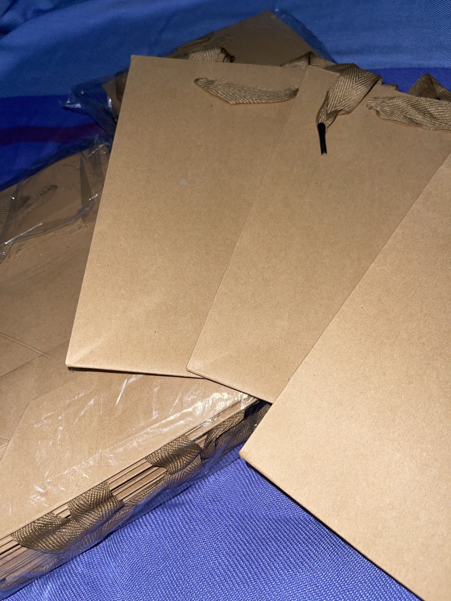 UPDATE #3:

• As of Aug. 31 (Sun), we are at 22.2% of target funds for the fundraising.

• Piaya and the bags that will be used for the welcome gift already arrived.

• Dried mangoes are expected to arrive today or tomorrow.

• Garlands/Lei are already in the works and are