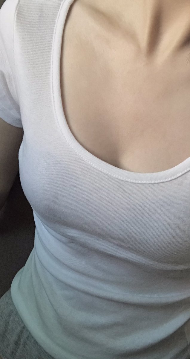 재쟂ㅉ재재재재업이지만 봐줘 🥵🥵

#섹트 #맘눌뎀