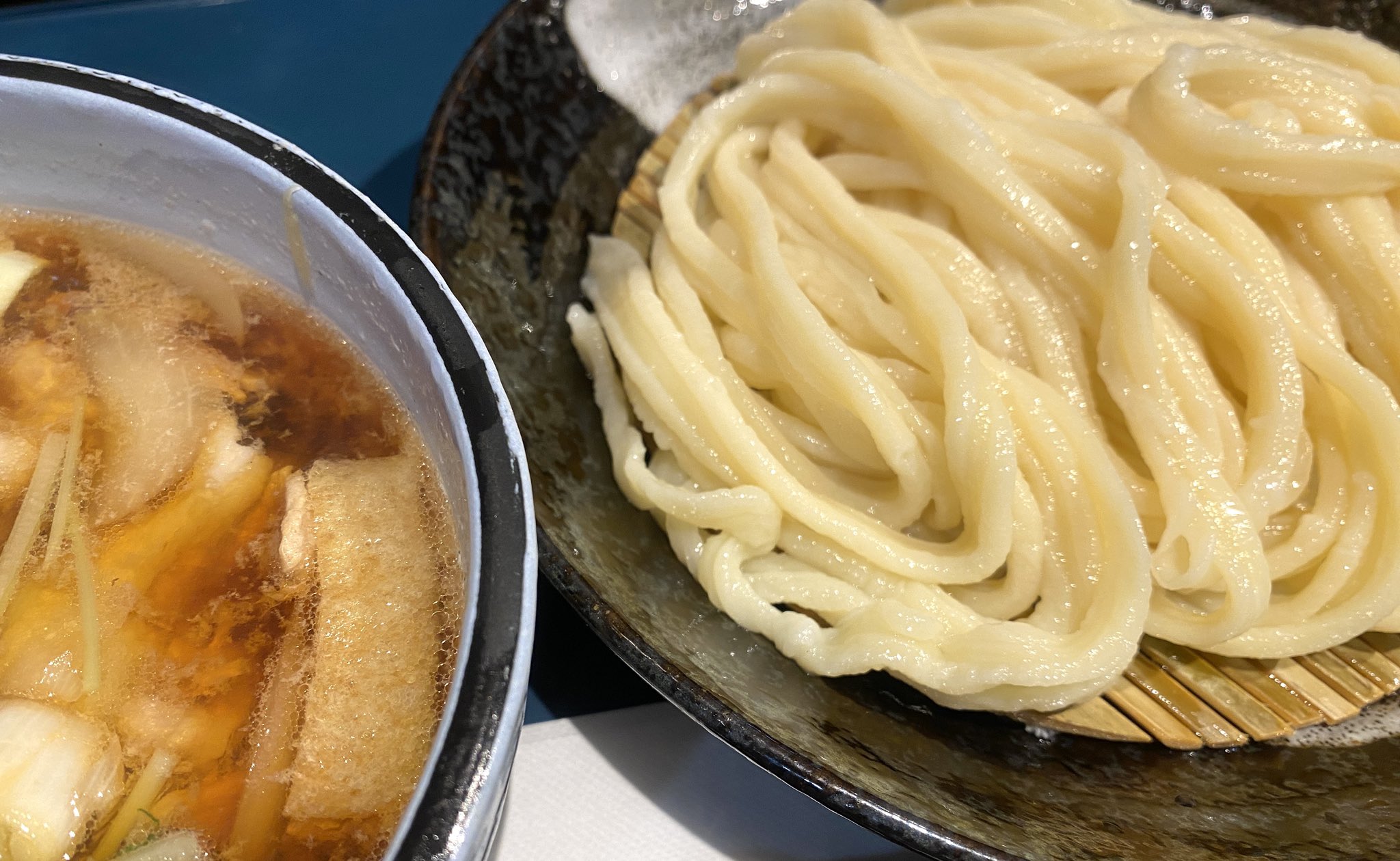 おうどん　　おまとめ 小さなおうどん 梅じそ 1セット（1個×6） 寿がきや食品 - アスクル