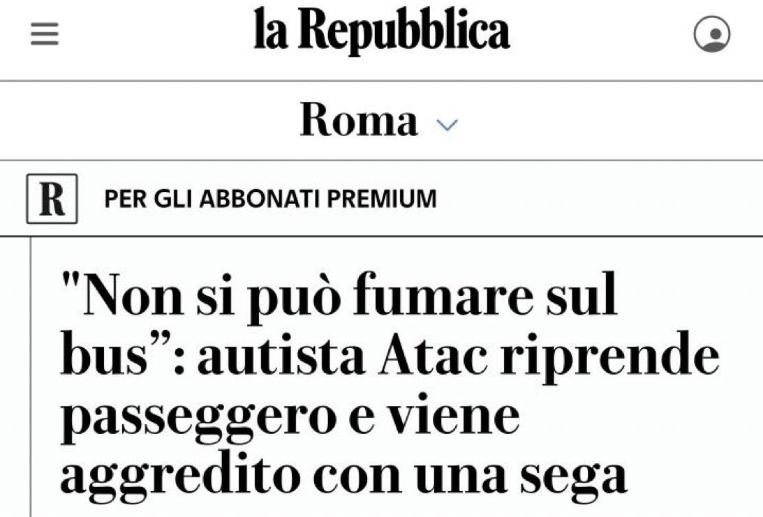 Roma:
Un marocchino è intento a fumare sul bus, infastidendo tutti i passeggeri.

Il conducente gli chiede gentilmente di spegnere la sigaretta, ricordandogli che sul bus non si può fumare.

In tutta risposta, lo straniero butta la sigaretta, estrae dalla borsa una sega lunga