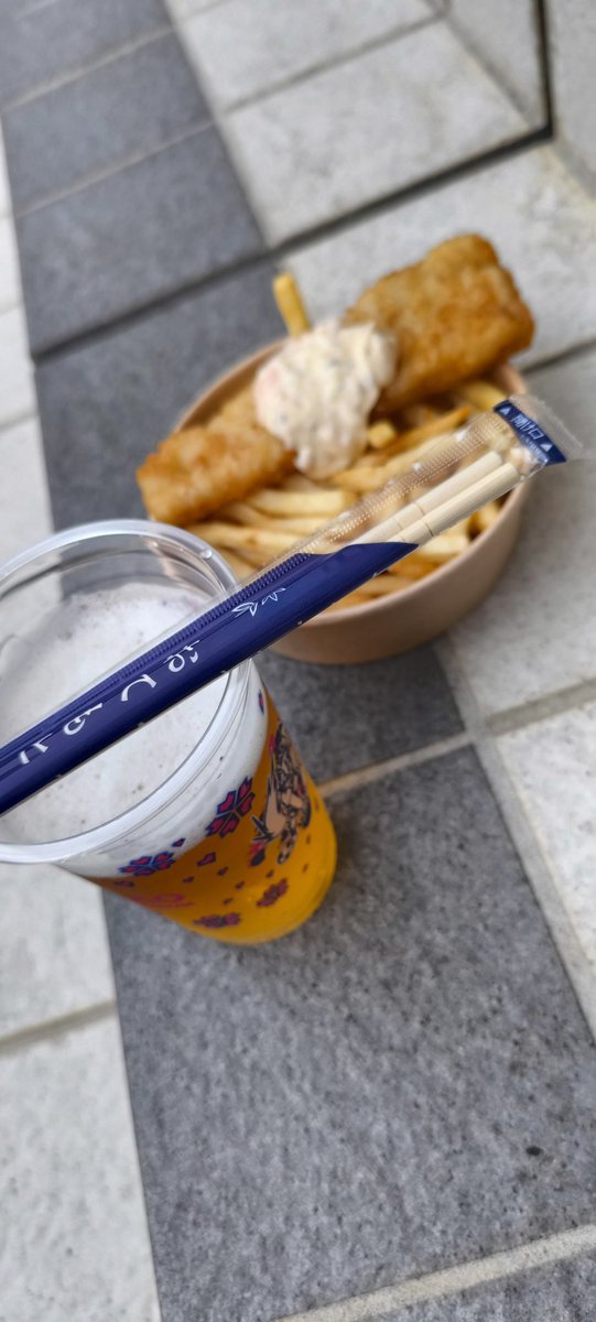 着いたー💦
ヤンマースタジアム…いや違うヨドコウの方やWWW
しっかしこの時間でも暑いなぁ💧
天皇杯の名古屋戦のええ流れで今日も勝つ✊
#サンフレ