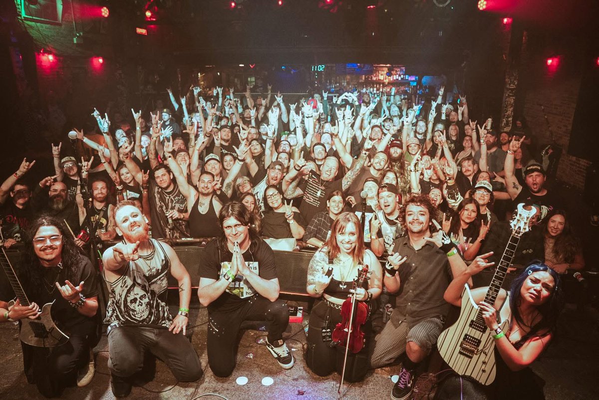 Thank you <a href="/DeathbatsClub/">Deathbats Club</a>. Thank you <a href="/TheOfficialA7X/">Avenged Sevenfold</a>. We are completely in awe. There was so much love in that room tonight 🫶