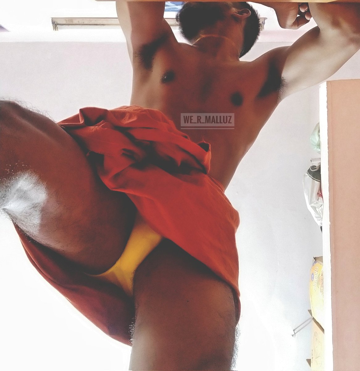 Dreamyguys44's tweet photo. Ufff..., കാവി മുണ്ടും ഷഡ്ഡിയും അതൊരു ഒന്നൊന്നര Combo ആണല്ലേ...👅

👉🏻 @We_R_Malluz2 https://t.co/CLEnz3dG4D