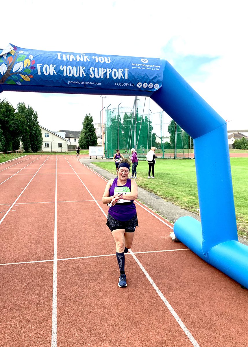Well done to all the Hopsice 10K runners this morning, including this one who beat her 1 hour target! Brilliant stuff <a href="/samantha_losh/">Samantha Losh</a> #JerseyCI <a href="/JerseyHospice/">Jersey Hospice Care</a> #JerseyRunners