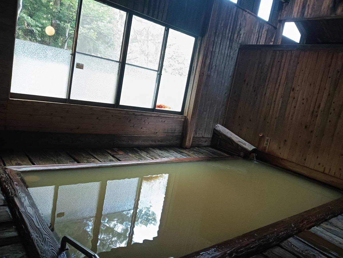 温泉とビールの夏休み。

#毒沢鉱泉　#志賀高原ビール　#玉村本店　#子安温泉　#源泉掛け流し　#田沢温泉　#有乳湯　#渋温泉