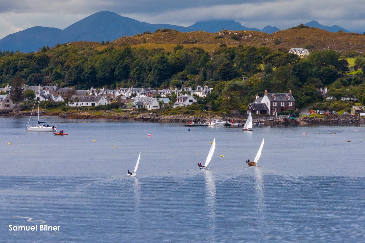 kmacraeplockton's tweet photo. Sailing race in Plockton yesterday.
Photo by @SBPhotogrphy https://t.co/wUoB0Iah9y