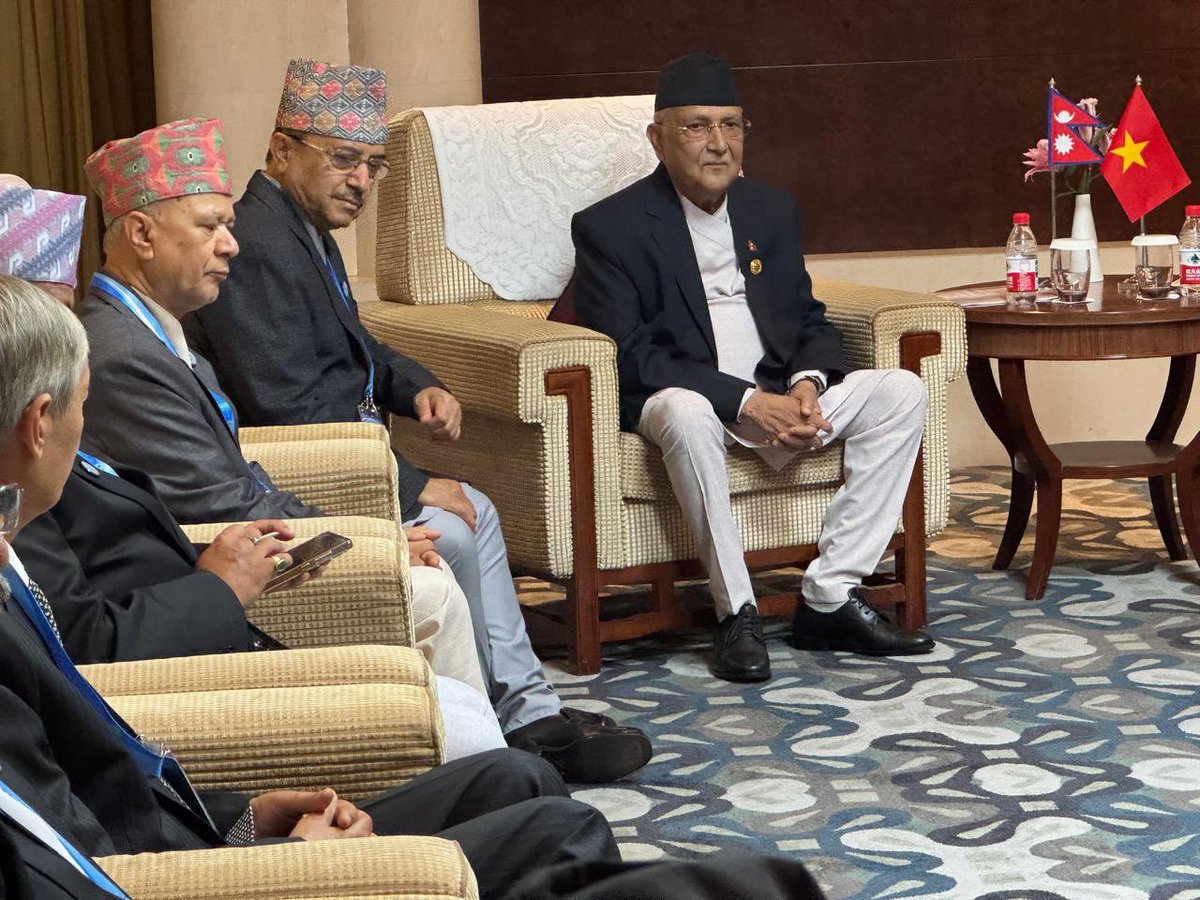 kpsharmaoli's tweet image. Held a bilateral meeting with H.E. Pham Minh Chinh, Prime Minister of Vietnam, on the sidelines of the SCO Summit in Tianjin. We discussed matters of mutual interest and ways to further strengthen Nepal–Vietnam friendship and cooperation.