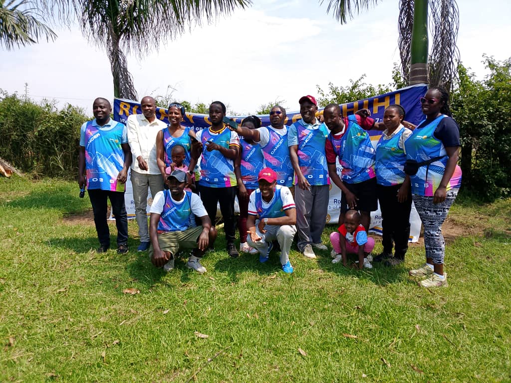 amatware's tweet image. Today, I ran 12km at an average speed of 8.6km/hr, joining other Rotarians countrywide cancer run to support radiotherapyservices at Nsambya hospital. Held a brief talk on cancer awareness with a focus on prevention. RC Kihihi is committed to this cause