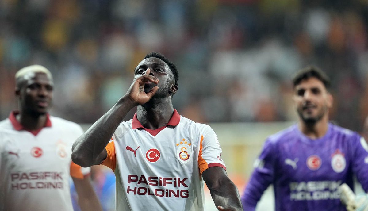 DAVINSON tweet media