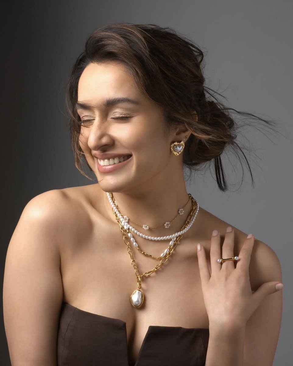 TamilDelight's tweet image. #ShraddhaKapoor to headline #MaddockFilms’ ambitious biopic on legendary Tamasha &amp;amp; Lavani performer #VithabaiNarayangaonkar

Film titled #Vittha 
Shooting Start November 

Directed by #LaxmanUtekar, produced by #DineshVijan