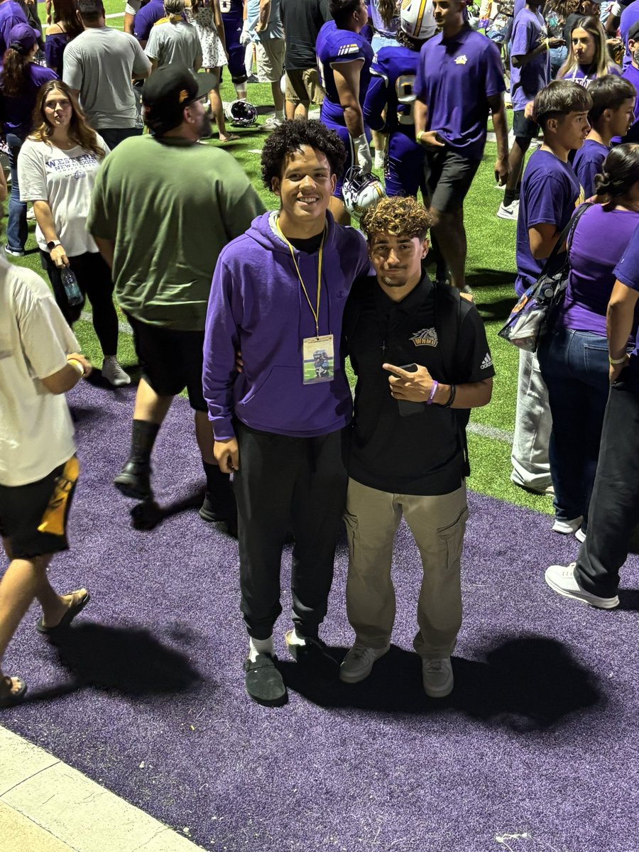 Thank you <a href="/WNMUFootball/">WNMU Mustang Football</a> for the game day invite! I had a great time and experience! <a href="/CoachD_Delgado/">David Delgado</a> <a href="/gavinlutman18/">Coach Gavin Lutman</a> <a href="/Coach_RiceV/">Eddie Villanueva Jr.</a> <a href="/CoachCasaus/">Dominic Casaus</a> <a href="/BryantWill757/">Bryant Williams</a> <a href="/tony_mccoy3/">Tony McCoy</a>