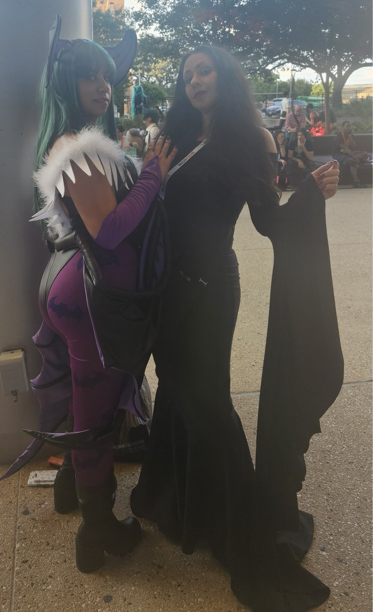 ALV ARTWORK (@alvwhitefox89) on Twitter photo Morticia found by Wednesday, and Morrigan sharing some gossip with Morticia🤫✨🤭✨
<a href="/SanJapan/">San Japan 16 - 8/29 - 8/31/25 - Labor Day Weekend</a>
#cosplayers #wednesdayaddams #TheAddamsFamily #Morticiaaddams #Darkstalkers #morrigan Morticia found by Wednesday, and Morrigan sharing some gossip with Morticia🤫✨🤭✨
<a href="/SanJapan/">San Japan 16 - 8/29 - 8/31/25 - Labor Day Weekend</a>
#cosplayers #wednesdayaddams #TheAddamsFamily #Morticiaaddams #Darkstalkers #morrigan