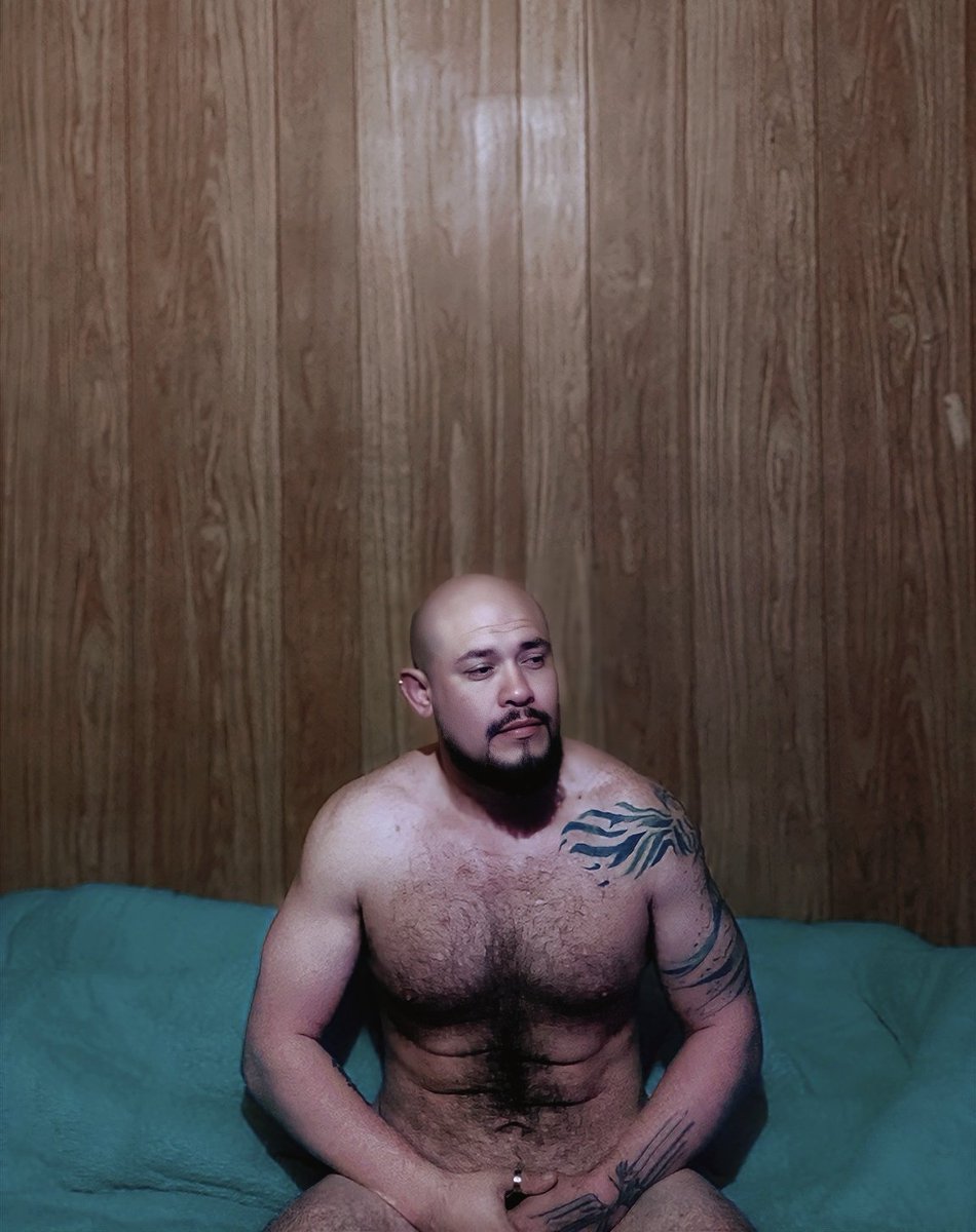chrissunited's tweet photo. #LGBTQIAWelcomeAugust #pride #gay #loveislove #hombres #HairyGayDudes #HairyGayDudes https://t.co/eJ3pTrJ3zO