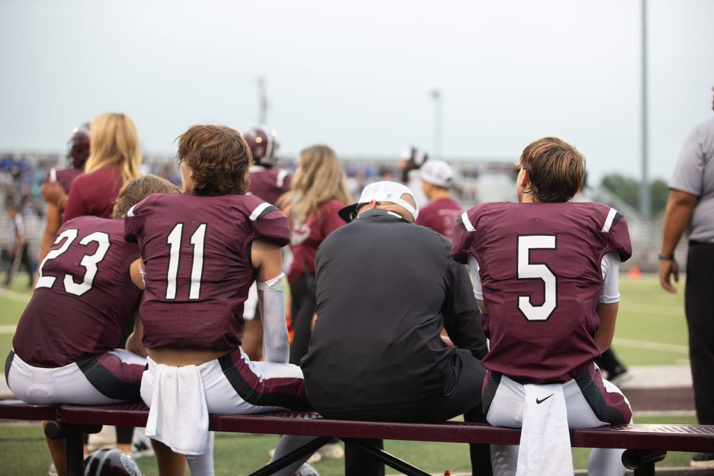 Friday night lights.. the boyz will be back on Monday.