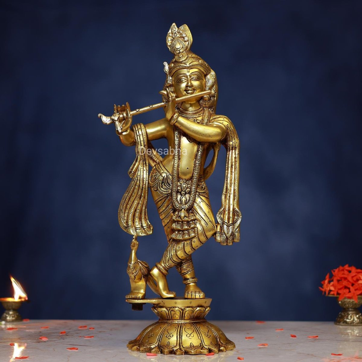 Subhendu8457's tweet photo. Divine Melody of Love &amp; Devotion 

18.5" Brass Krishna Idol  symbolizing love, harmony, and spiritual bliss. Perfect for home temples, meditation spaces, or as an elegant décor piece radiating peace and positivity. 

#BrassKrishna #FlutePlayer #divinelove #Harmony https://t.co/O5sMuQvCJj