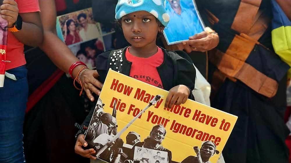 Thusi_Kumar's tweet image. Meet the children of Tamil Eelam.

Some have spent their whole lives searching for their disappeared loved ones - forcibly taken by Sri Lanka.