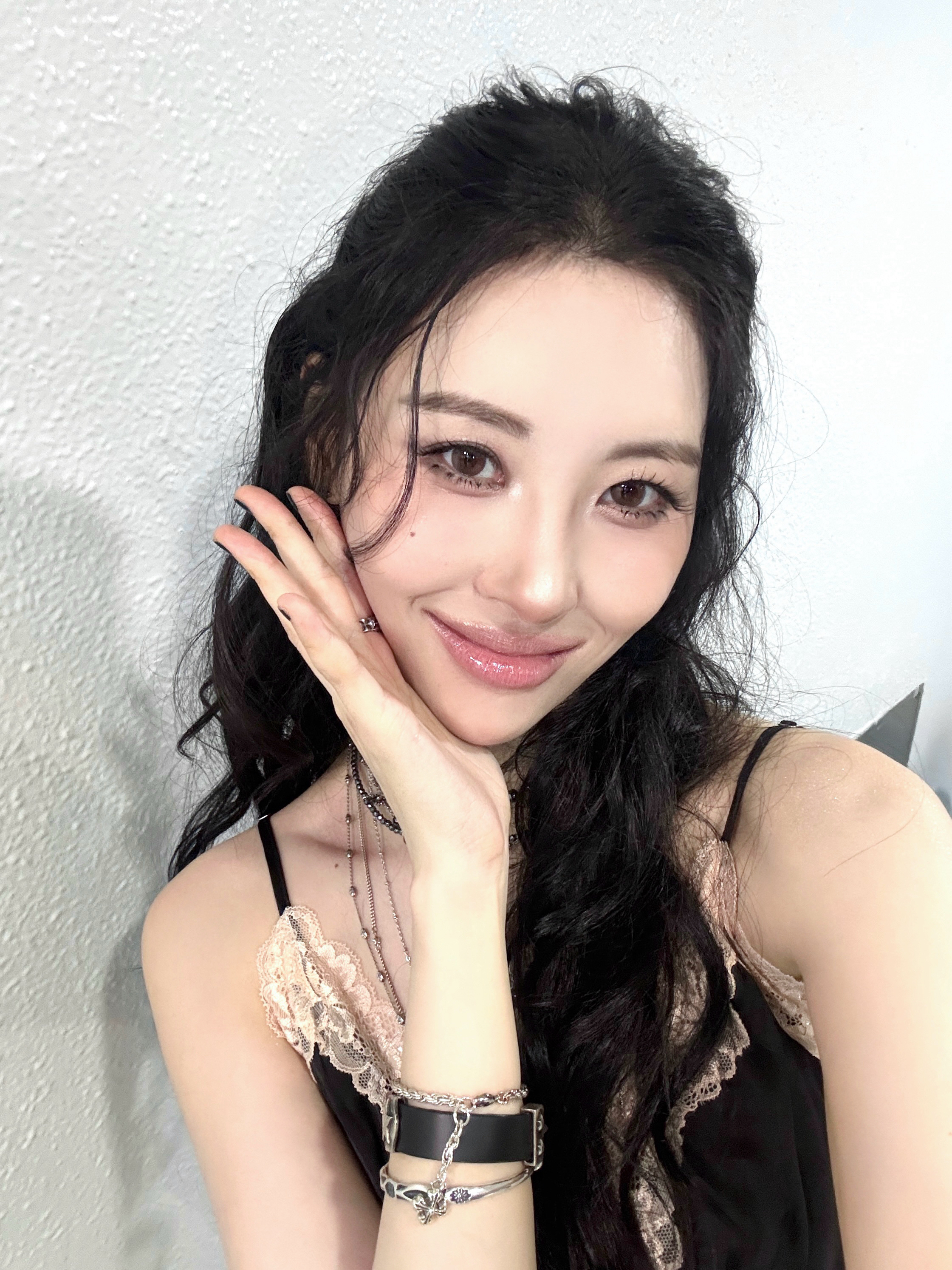 GzqIQVobsAA6EBj?format=jpg&name=4096x4096