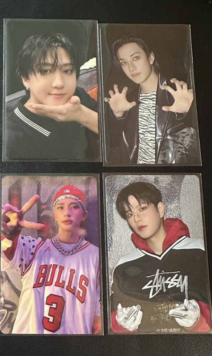 スキズ交換
HMV特典
オンライン
ラキドロAB

【譲】画像のもの
         異種でも可

【求】リノ🐰   
        ラキドロバンチャンは被ってしまった為🙇🏻️

郵送希望です！
よろしくお願いします🍒